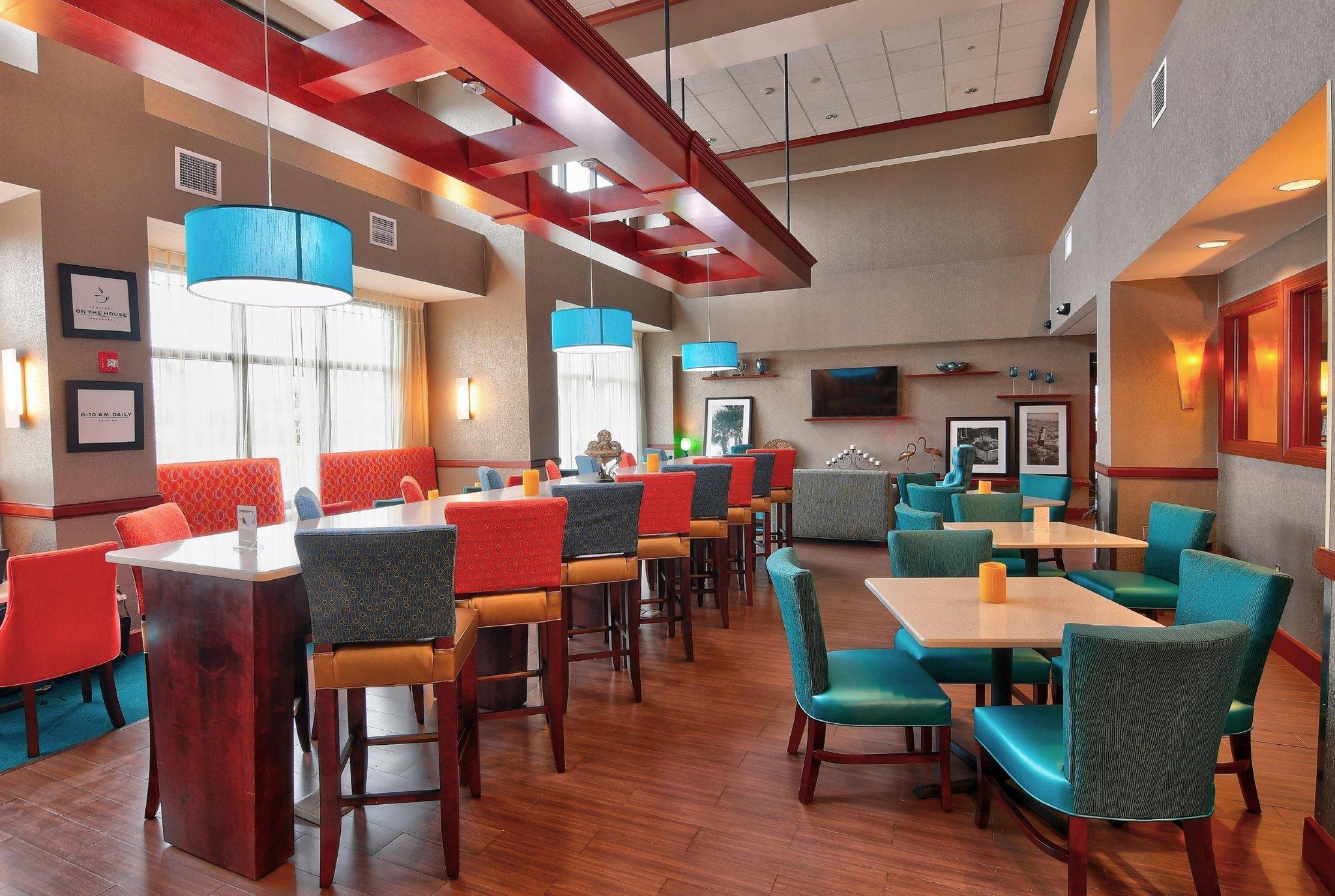 Hampton Inn & Suites Jacksonville Beach Boulevard/Mayo Clinic Zewnętrze zdjęcie