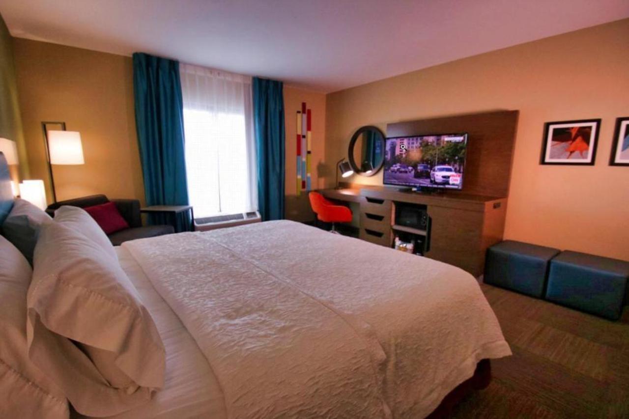 Hampton Inn & Suites Jacksonville Beach Boulevard/Mayo Clinic Zewnętrze zdjęcie